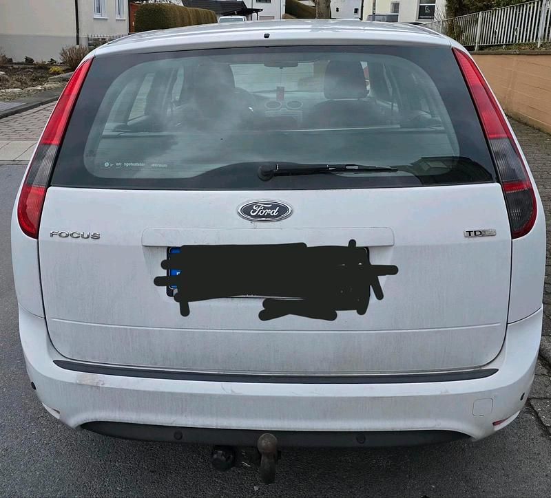 Gebraucht Ford Focus 109 PS (80 kW) 2008 Weiß Kombi