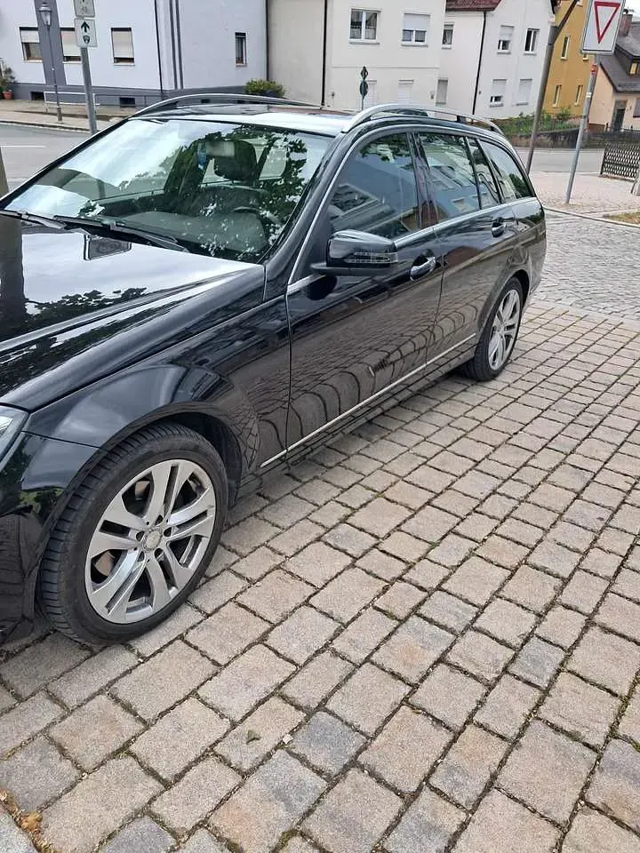 Gebraucht Mercedes C200 136 PS (100 kW) 2014 Schwarz Kombi