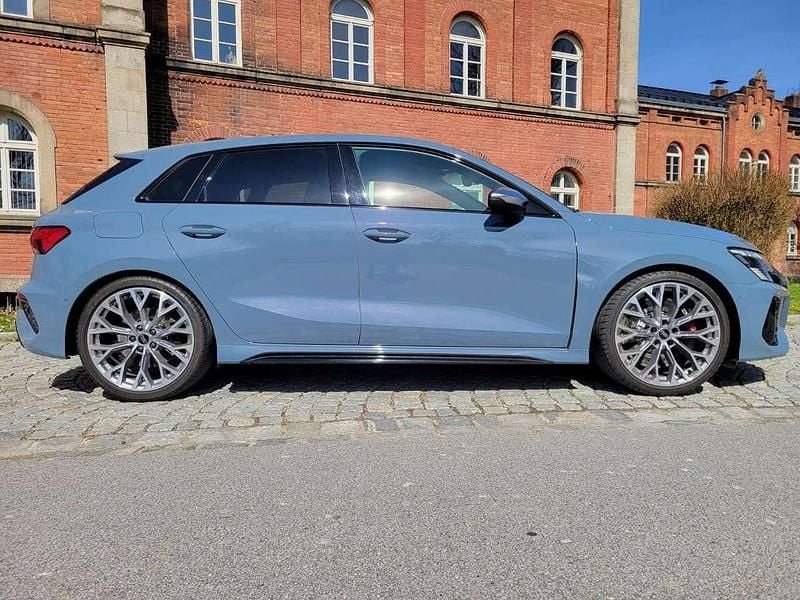Gebraucht Audi RS3 400 PS (294 kW) 2023 Grau Limousine