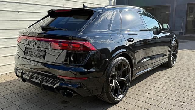 Ny Audi RS Q8 Performance 640 HK (470 kW) 2026 Sort SUV