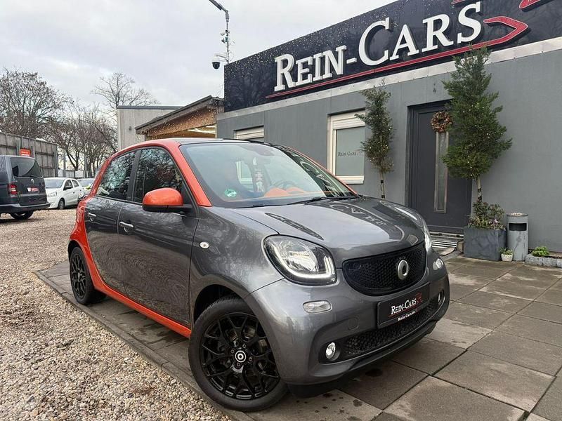 Grau Gebraucht 2015 Smart ForFour Kleinwagen | 7.790 € (Fairer Preis) - Bild 1/4