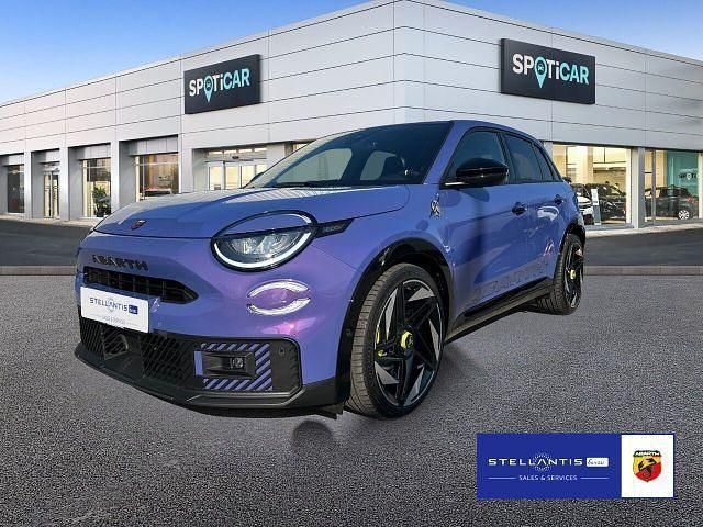 Gebraucht Abarth 600e Scorpionissima 206 kW (281 PS) 2025 Violett SUV