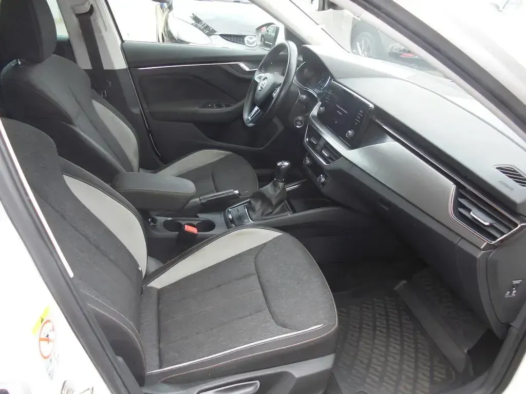 Gebraucht Skoda Scala Style 150 PS (110 kW) 2020 Weiß Kleinwagen