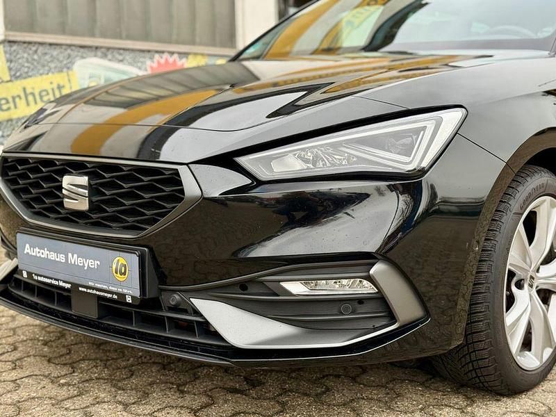 Gebraucht Seat Leon FR 150 PS (110 kW) 2023 Schwarz Limousine