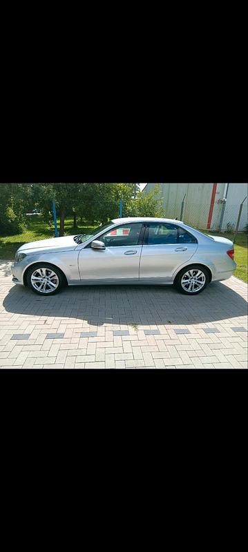 Gebraucht Mercedes C250 Avantgarde 204 PS (150 kW) 2011 Silber Limousine