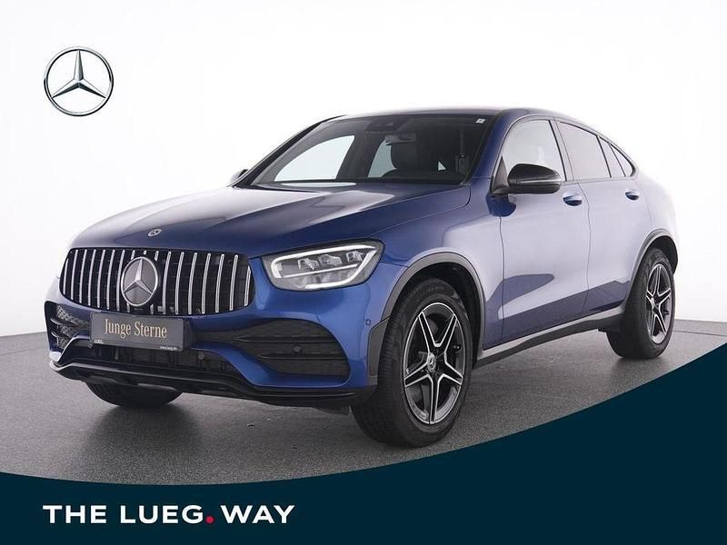 Blau metalliclack spektralblau Gebraucht 2022 Mercedes GLC200 AMG SUV | 47.499 € (Guter Preis) - Bild 1/4