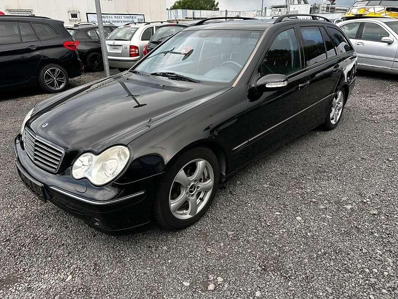 Schwarz Gebraucht 2004 Mercedes C200 Avantgarde Kombi | 2.350 € (Superpreis) - Bild 1/4