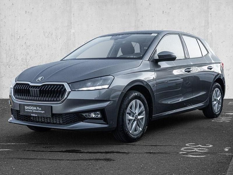 Neu Skoda Fabia Selection 95 PS (69 kW) 2025 Grau Limousine