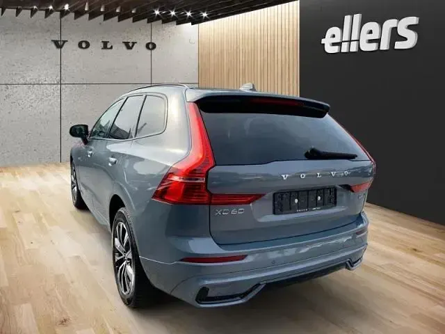 Gebraucht Volvo XC60 197 PS (144 kW) 2024 Grau SUV