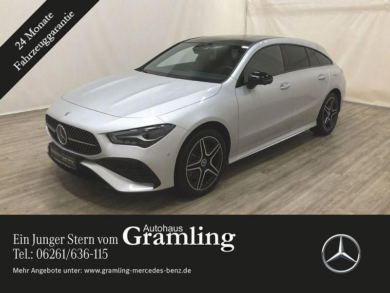 Iridiumsilber (metallic) Gebraucht 2024 Mercedes CLA250e Shooting Brake AMG Kombi | 39.789 € (Teuer) - Bild 1/4