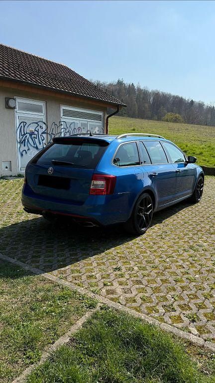 Gebraucht Skoda Octavia RS 220 PS (161 kW) 2016 Blau Kleinwagen