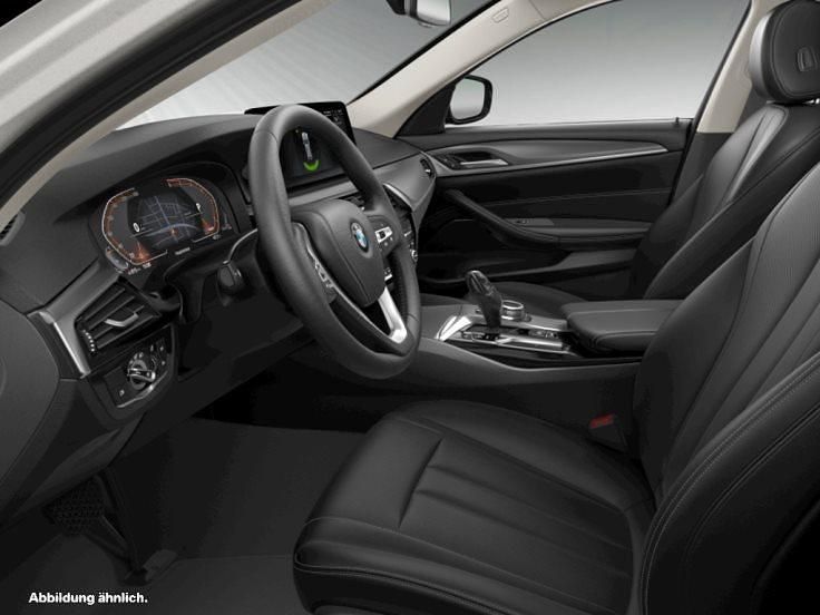 Gebraucht BMW 520 Efficient Dynamics 190 PS (139 kW) 2023 Weiß Kombi