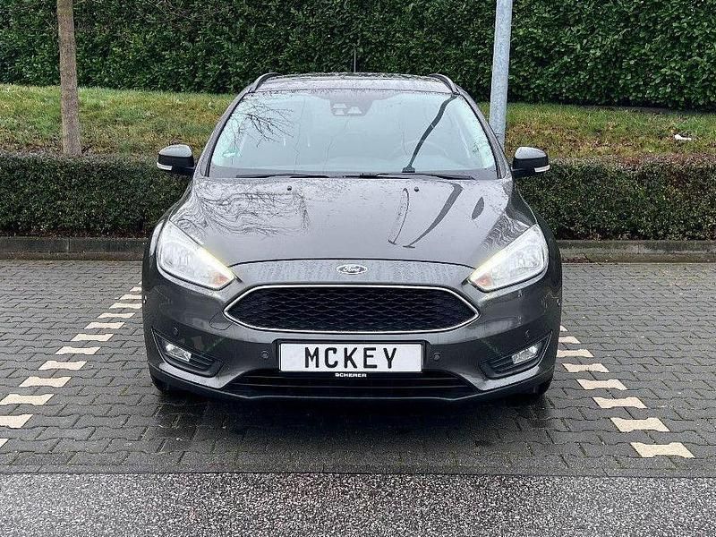 Grau Gebraucht 2018 Ford Focus Business Edition Kombi | 10.450 € (Superpreis) - Bild 1/4