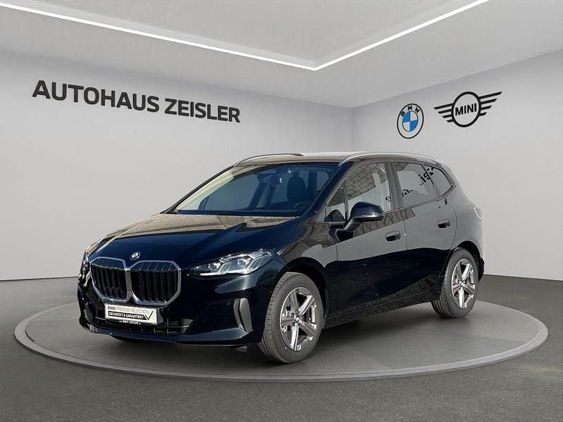 Gebraucht BMW 218 Active Tourer Luxury Line 150 PS (110 kW) 2024 Schwarz Van / Kleinbus