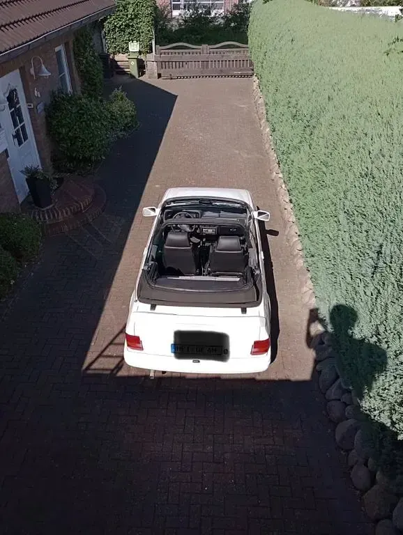 Gebraucht Ford Escort Cabriolet 102 PS (75 kW) 1990 Weiß Cabrio