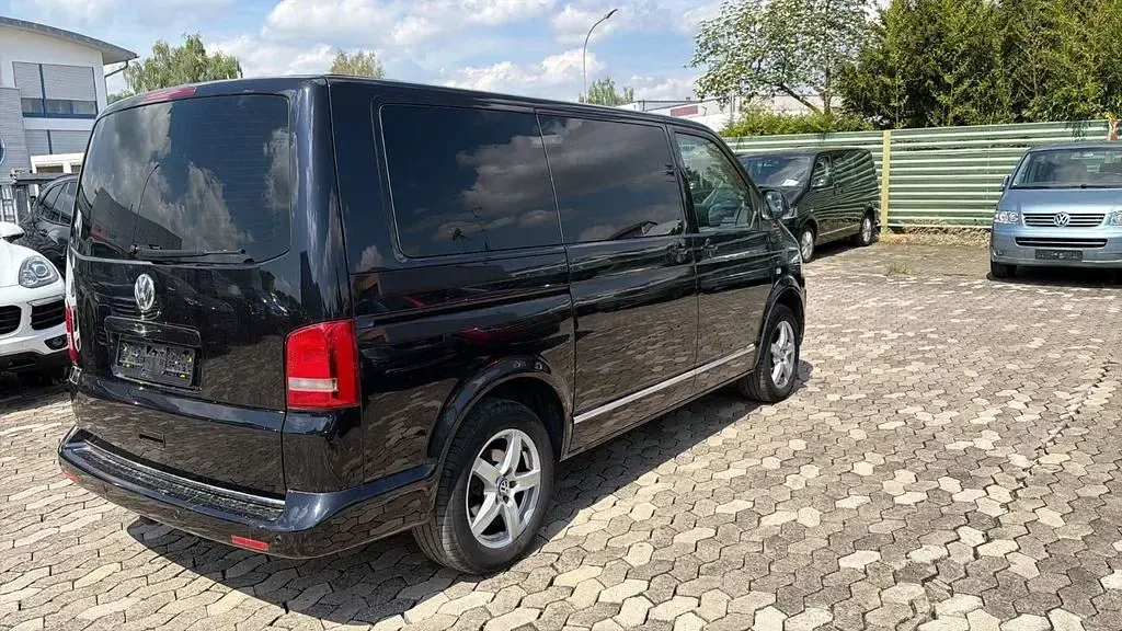 Gebraucht VW T5 Highline 179 PS (131 kW) 2010 Schwarz Van