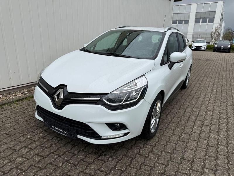 Gebraucht Renault Clio IV 90 PS (66 kW) 2017 Weiß Limousine