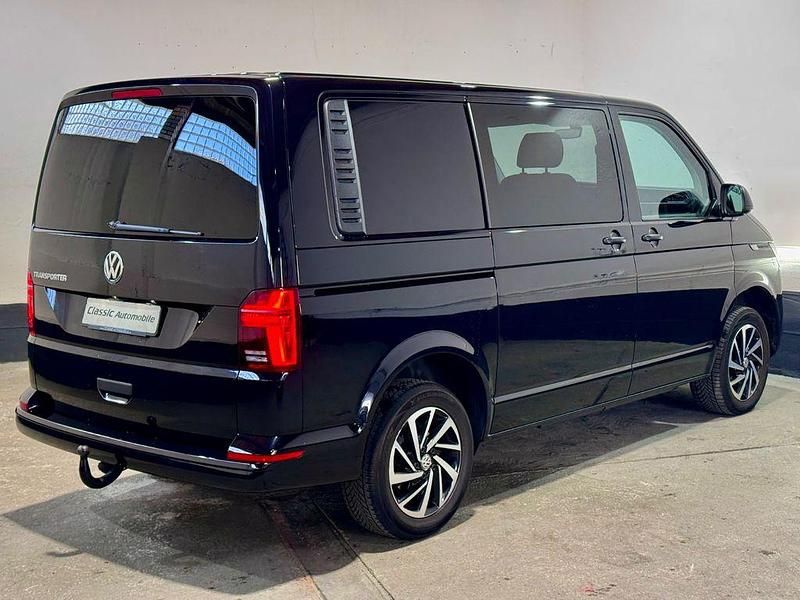 Usata VW Transporter 150 CV (110 kW) 2024 Nero Furgone