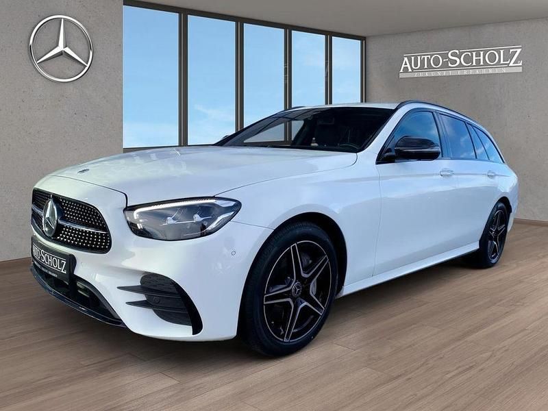 Gebraucht Mercedes E300 AMG 320 PS (235 kW) 2022 Weiß Limousine