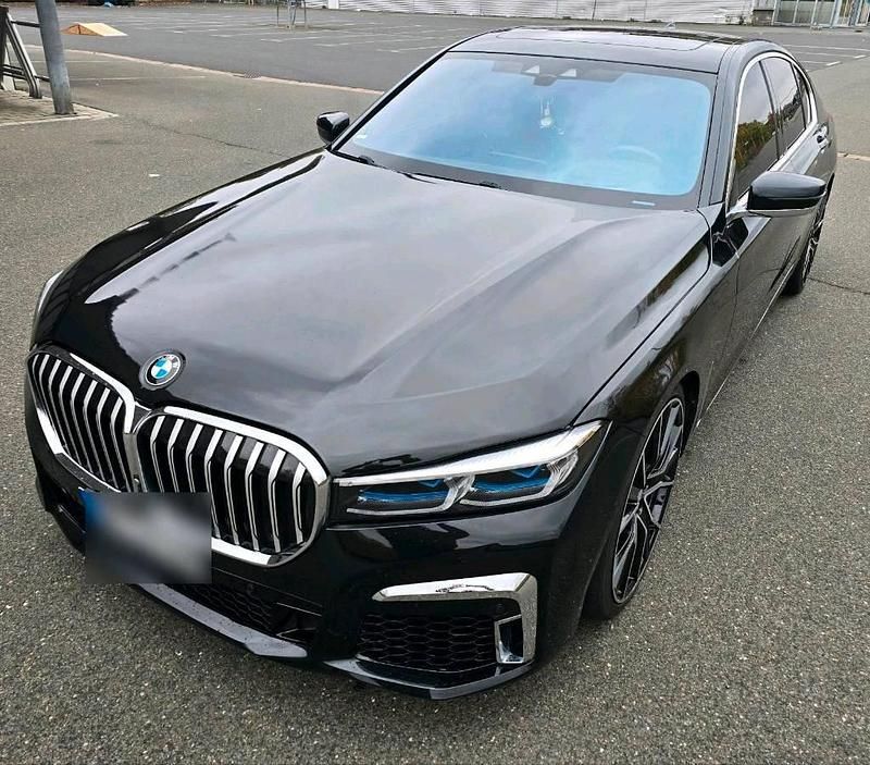 Gebraucht BMW 730 M Sport 265 PS (194 kW) 2015 Schwarz Limousine