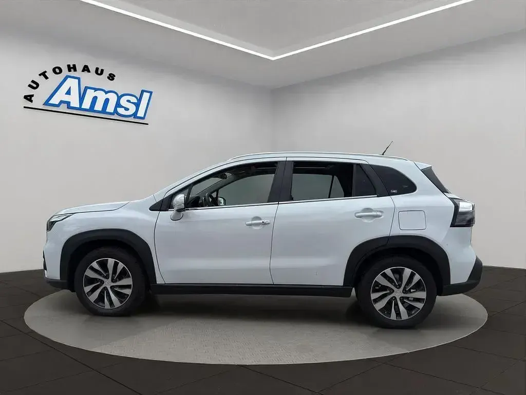 Gebraucht Suzuki SX4 S-Cross Comfort+ 102 PS (75 kW) 2023 Weiß SUV