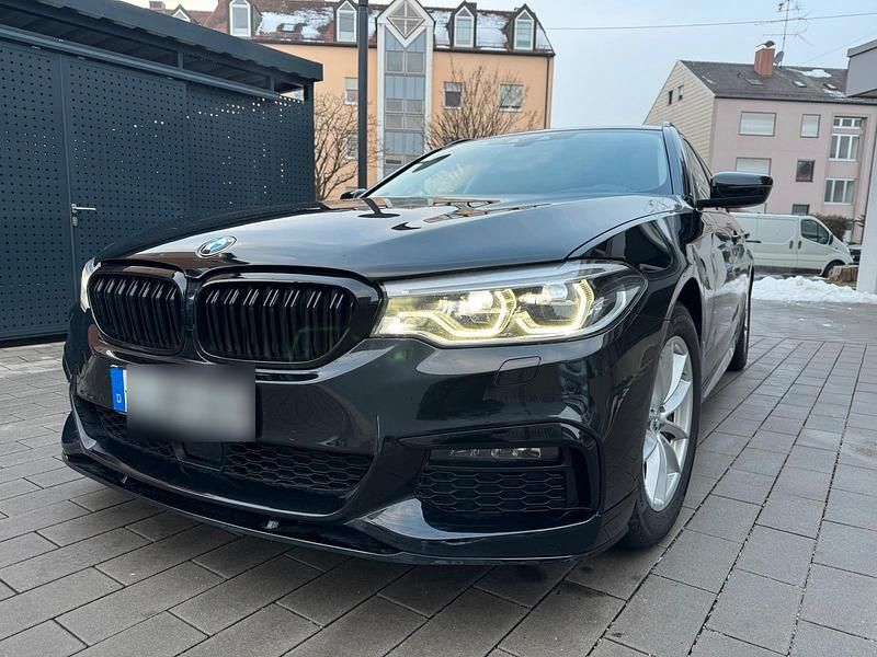 Gebraucht BMW 520 M Sport 190 PS (139 kW) 2019 Schwarz Kombi