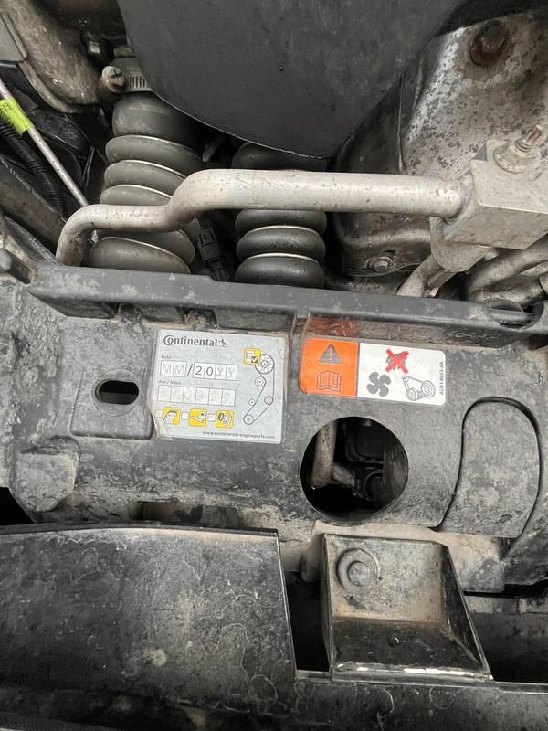 Gebraucht Ford B-MAX 95 PS (69 kW) 2015 Schwarz Van / Kleinbus