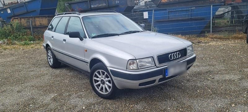 Grau Gebraucht 1994 Audi 80 Kombi | 1.499 € - Bild 1/4