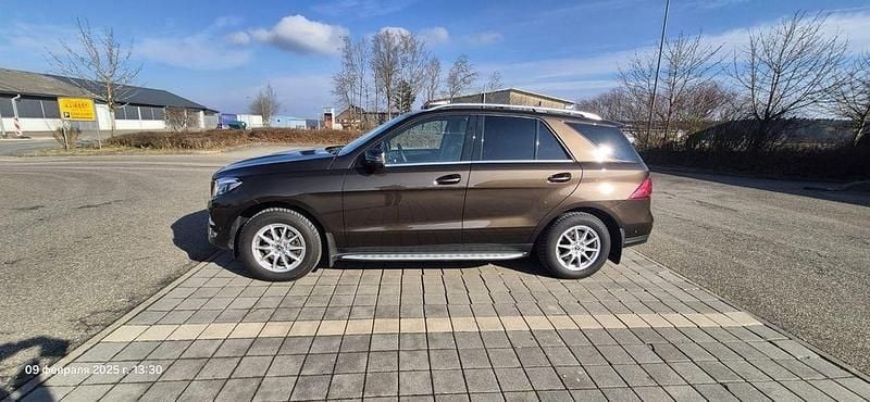 Braun Gebraucht 2017 Mercedes GLE250 SUV | 21.500 € (Superpreis) - Bild 1/4