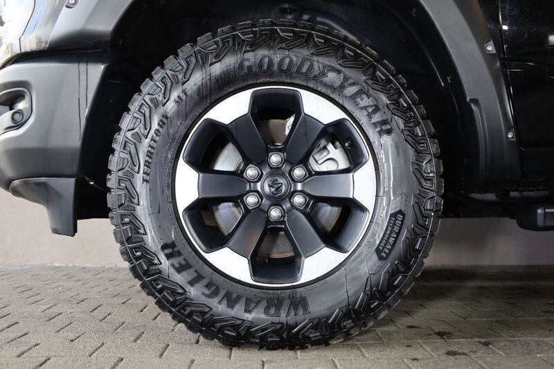 Gebraucht Dodge Ram 401 PS (294 kW) 2019 Schwarz Pickup