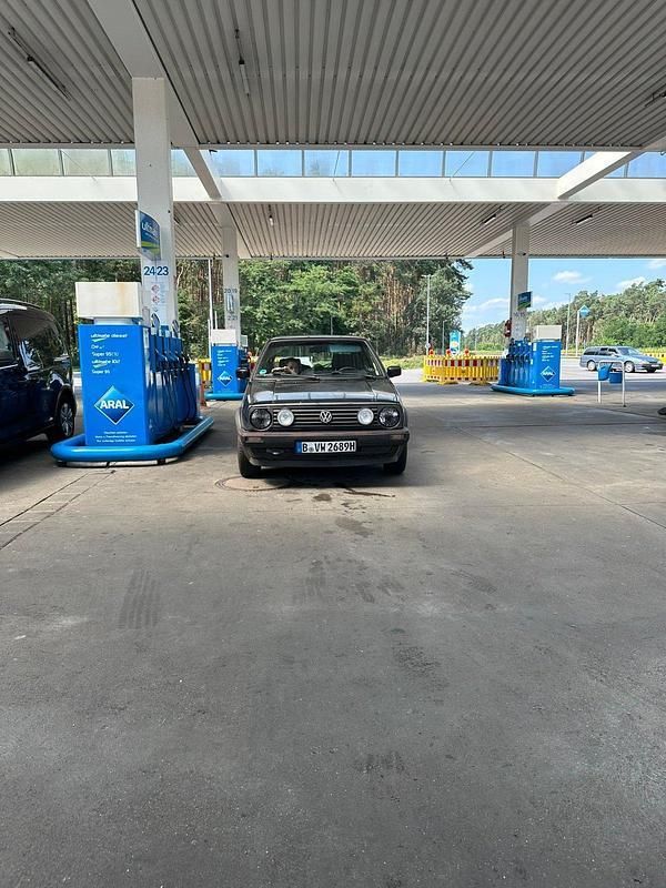 Schwarz Gebraucht 1991 VW Golf II Kleinwagen | 4.000 € - Bild 1/2
