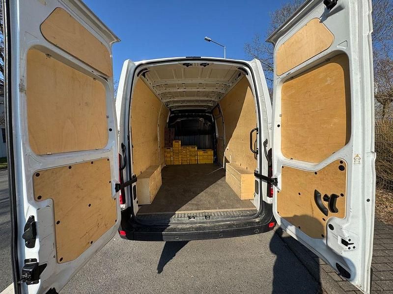 Gebraucht Renault Master 150 PS (110 kW) 2023 Weiß Van / Kleinbus