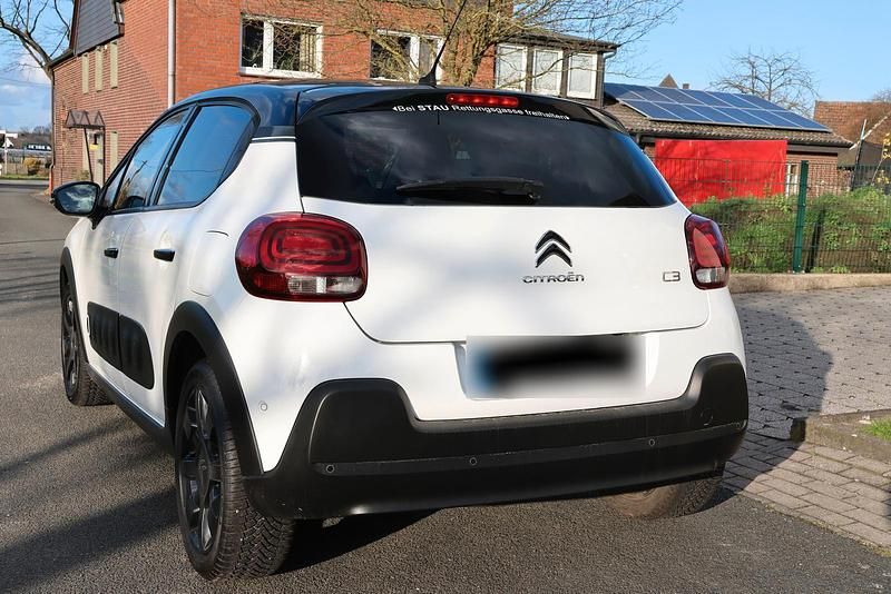 Gebraucht Citroën C3 99 PS (72 kW) 2017 Weiß Kleinwagen