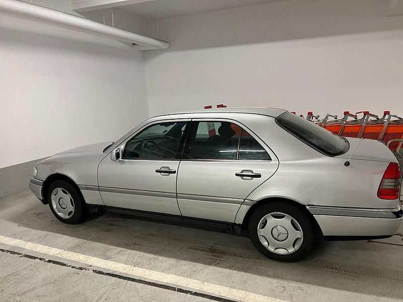 Gebraucht Mercedes C280 Elegance 193 PS (141 kW) 1995 Limousine