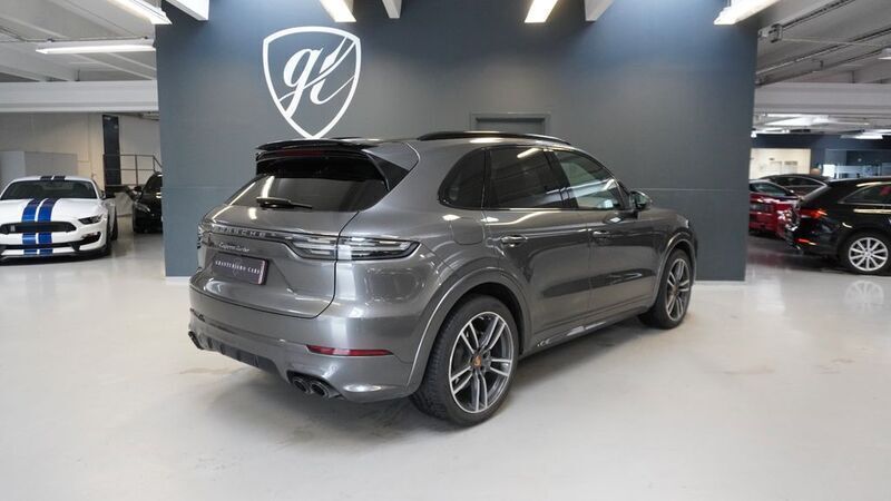 Gebraucht Porsche Cayenne Turbo 549 PS (403 kW) 2019 Grau SUV