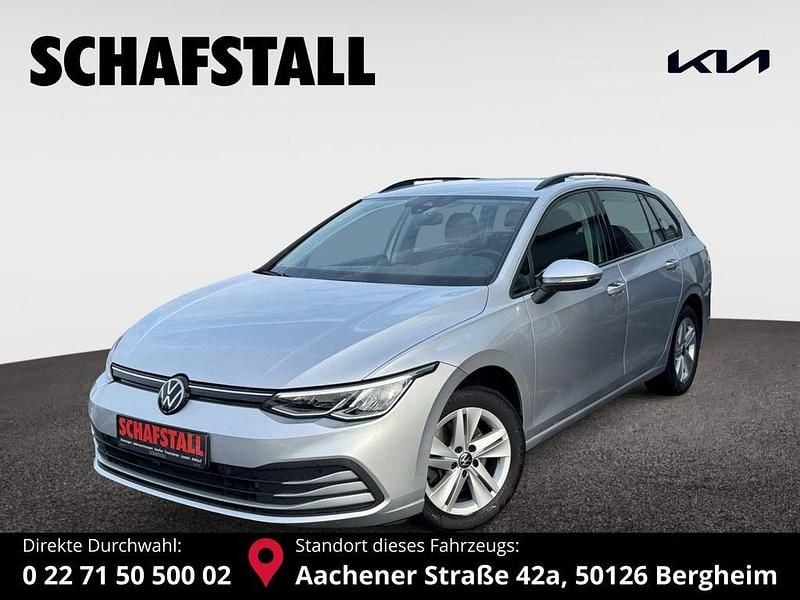 Gebraucht VW Golf VIII Life 150 PS (110 kW) 2023 Reflexsilber Kombi