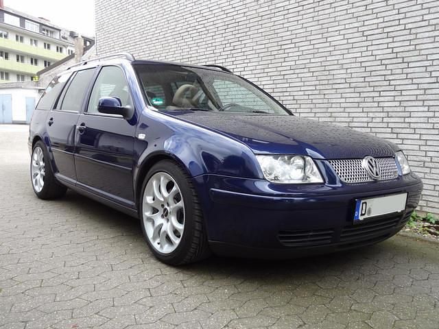 Gebraucht VW Bora Sport 204 PS (150 kW) 1999 Blau metallic Kombi