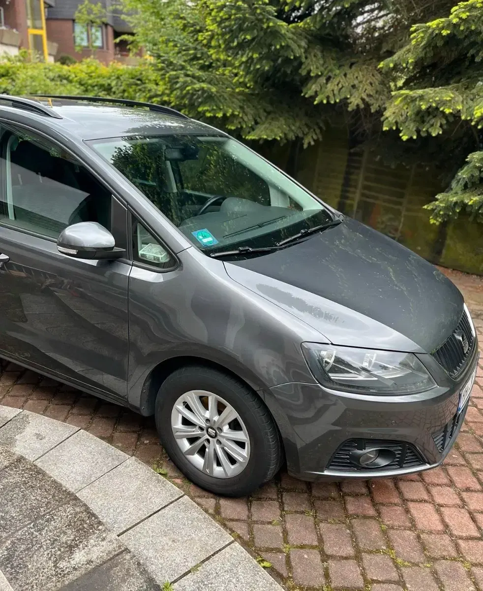 Używany Seat Alhambra 140 KM (102 kW) 2012 Szary Minivan