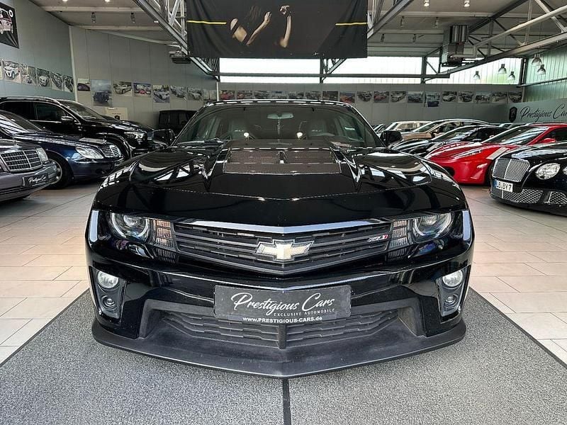 Schwarz Gebraucht 2014 Chevrolet Camaro ZL1 Coupé | 44.949 € - Bild 1/4