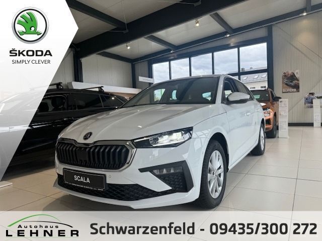 Moon weiss perleffekt Neu 2024 Skoda Scala Selection Kleinwagen | 29.990 € (Teuer) - Bild 1/4