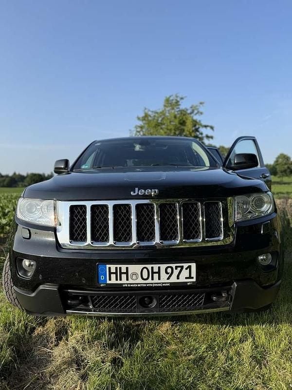 Schwarz Gebraucht 2011 Jeep Grand Cherokee Overland SUV | 13.850 € (Fairer Preis) - Bild 1/4
