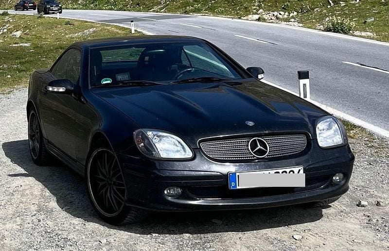 Schwarz Gebraucht 2000 Mercedes SLK200 Cabrio | 3.300 € (Etwas zu teuer) - Bild 1/4