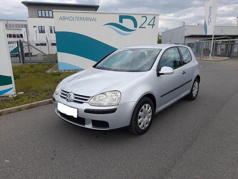 Silber Gebraucht 2005 VW Golf V Comfortline Limousine | 1.990 € (Superpreis) - Bild 1/4