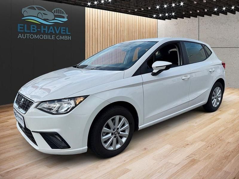 Weiß Gebraucht 2021 Seat Ibiza Style Limousine | 15.900 € (Guter Preis) - Bild 1/4