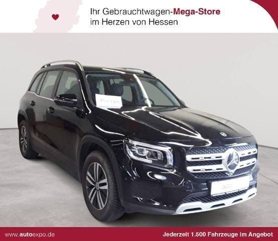 Nachtschwarz Gebraucht 2021 Mercedes GLB220 Style SUV | 32.090 € (Guter Preis) - Bild 1/4