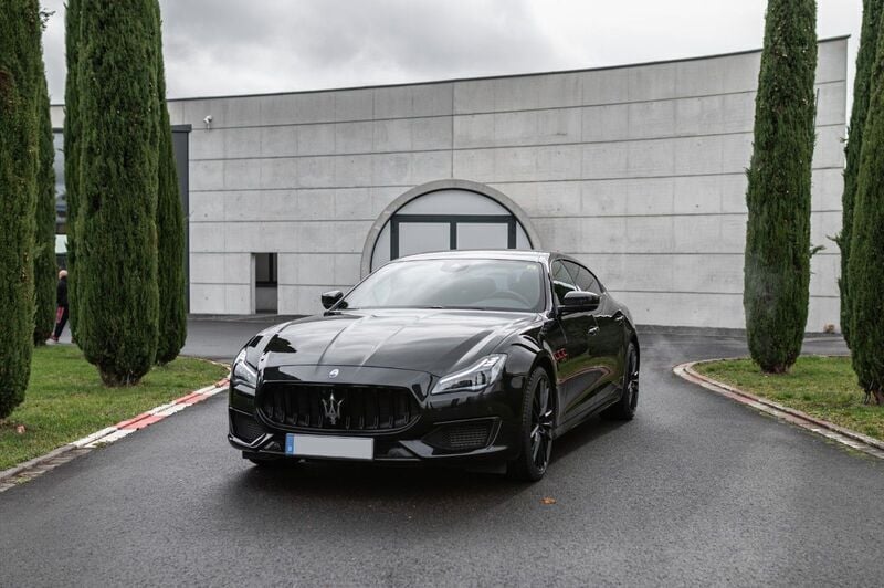 Schwarz Gebraucht 2022 Maserati Quattroporte Limousine | 120.000 € - Bild 1/4