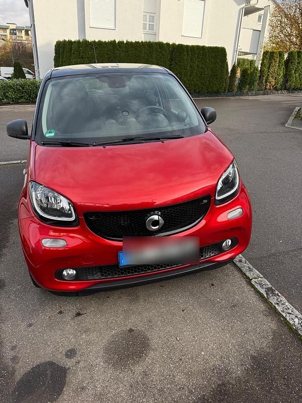 Rot Gebraucht 2017 Smart ForFour Kleinwagen | 7.000 € (Superpreis) - Bild 1/4