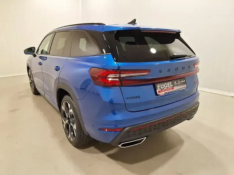 Neu Skoda Kodiaq RS 265 PS (194 kW) 2026 Race blau (8x8x) SUV