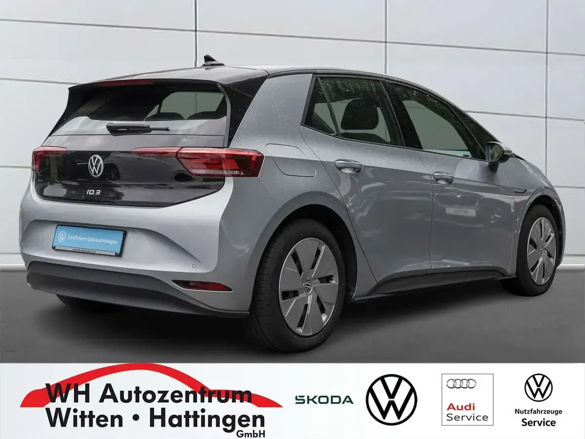 Gebraucht VW ID.3 Pro 110 kW (150 PS) 2022 Scale silver metallic Kleinwagen