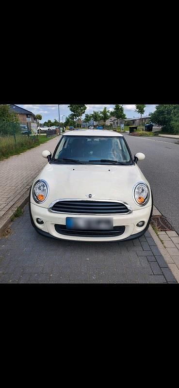 Second-hand Mini Cooper 2013 Bej Hatchback